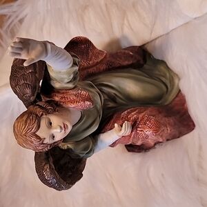 Grandeur Noel  O"Well kneeling angel , hand painted porcelain statue/fig…‎